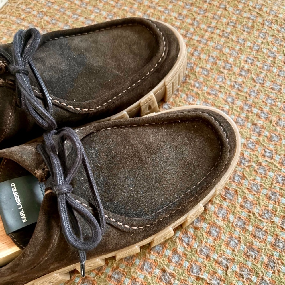 KARL LAGERFELD PARIS 
Brown Suede Wallaby Chukka Boots, Men’s 10.5 EUC - Picture 2 of 13